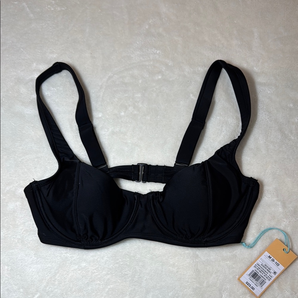 NWT Kona Sol black underwire bikini top. M (8-10).